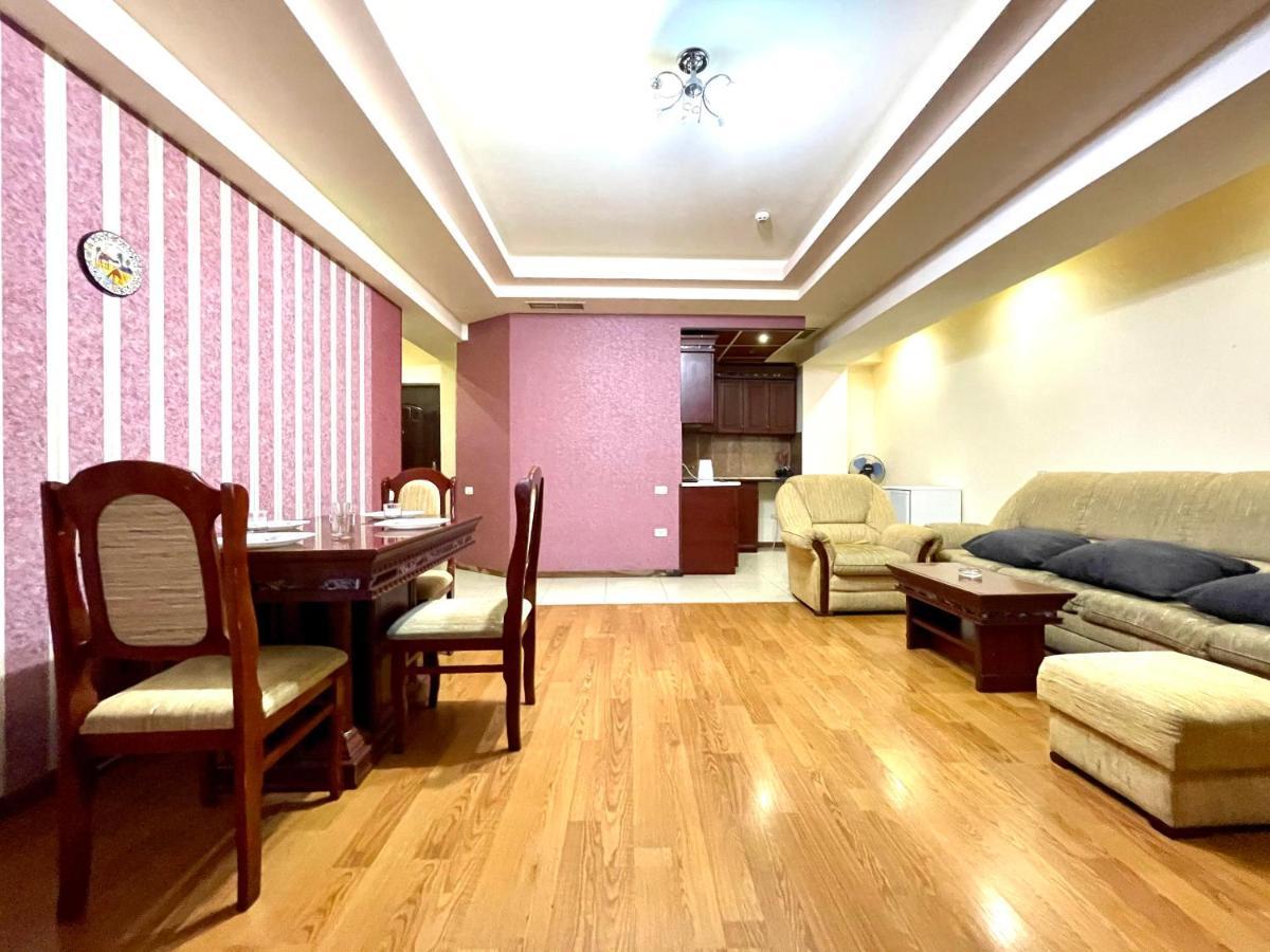 Apartments Emili Yerevan Exterior photo
