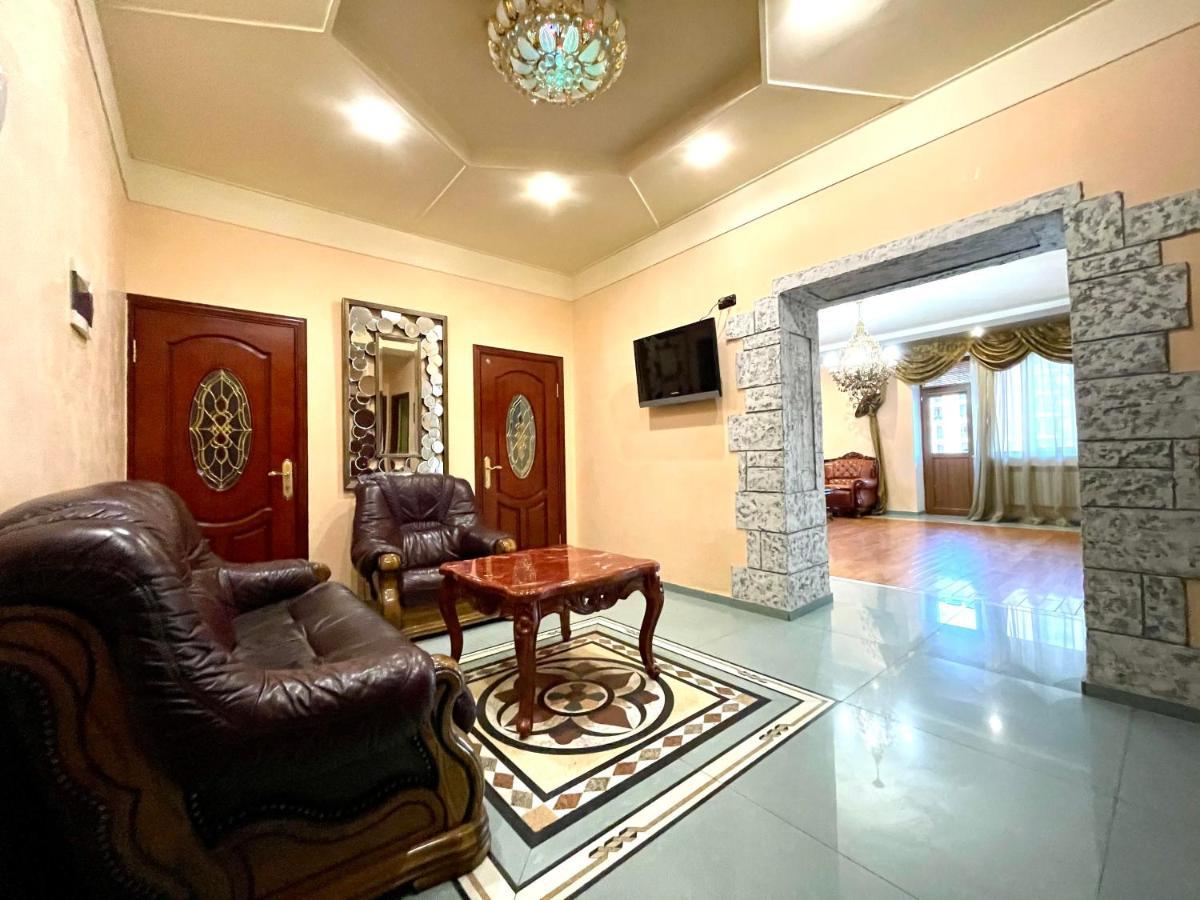 Apartments Emili Yerevan Exterior photo