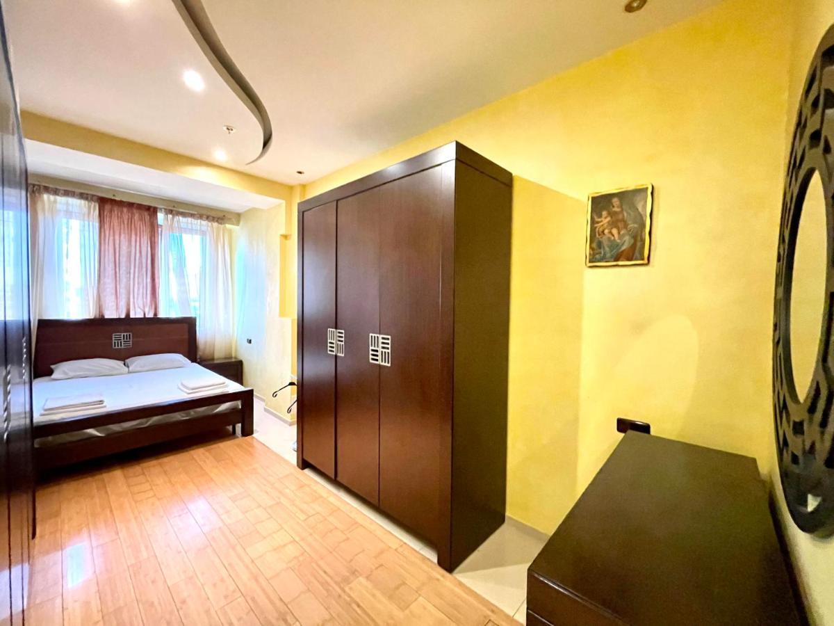 Apartments Emili Yerevan Exterior photo