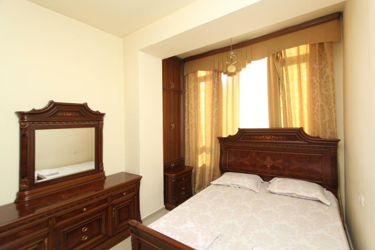 Apartments Emili Yerevan Exterior photo